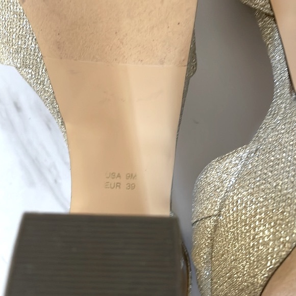 Nina Dorcas Gold Glitter Platform Sandal - Picture 11 of 13